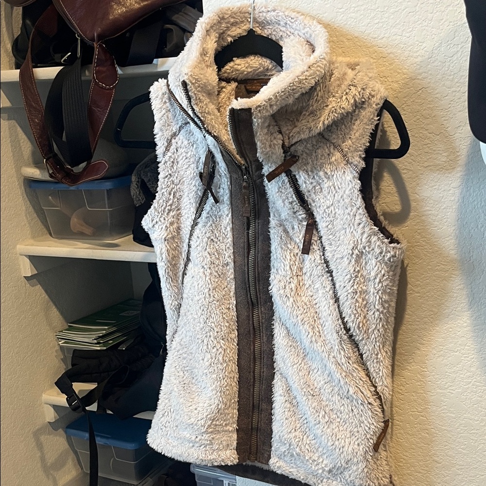 Kuhl Women's Beige Sherpa Vest